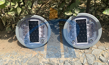 solar street lights